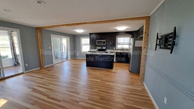 10601 Harbor Dr in Charlotte, NC - Building Photo - Building Photo