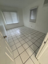 216 S B St, Unit A in Lake Worth Beach, FL - Foto de edificio - Building Photo