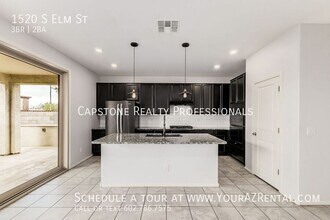 1520 S Elm St in Gilbert, AZ - Building Photo - Building Photo