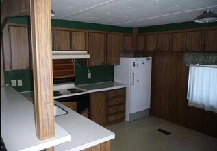 1122 NW Stannium Rd in Bend, OR - Building Photo - Building Photo