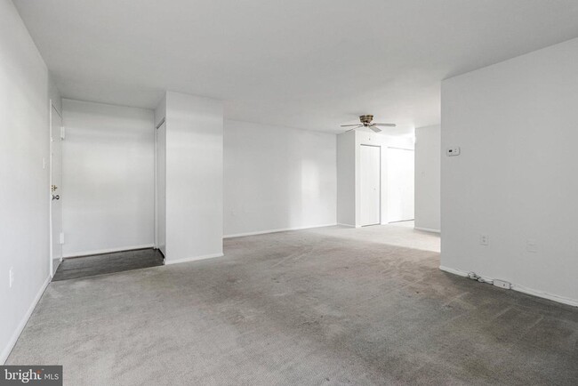 11370 Cherry Hill Rd in Beltsville, MD - Building Photo - Building Photo