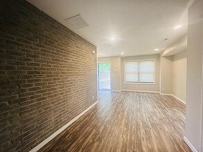 811 Riverview Ln in Pleasant Valley, WV - Building Photo - Building Photo