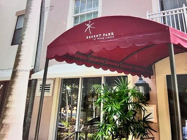 property at 1900 Van Buren St