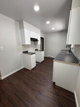 751 Wilbur Ave in Youngstown, OH - Building Photo - Building Photo