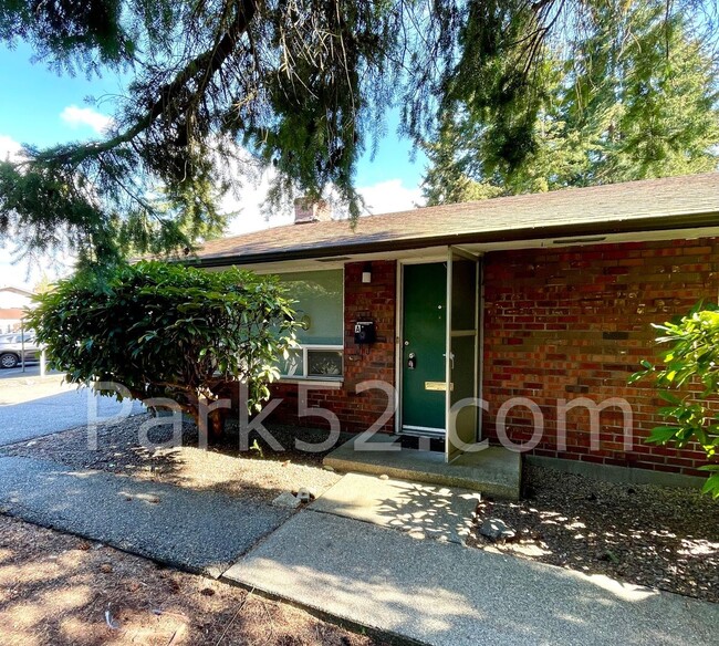 property at 1201 Mar Vista Dr