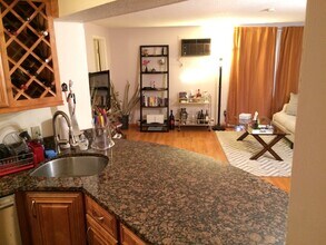 38 N Main St in West Hartford, CT - Building Photo - Building Photo