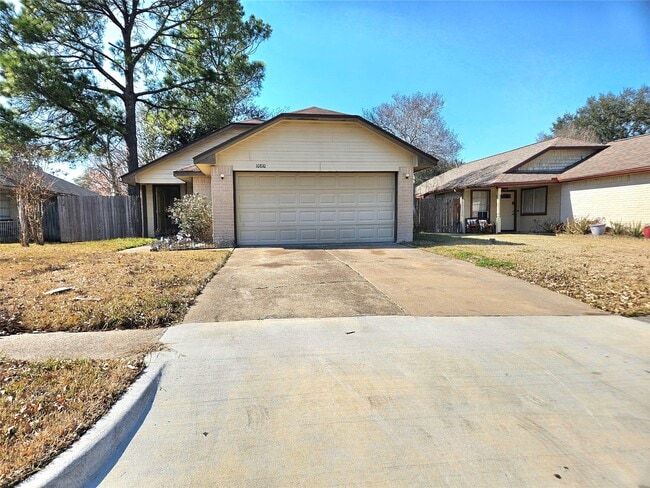 property at 10810 Parkland Woods Dr