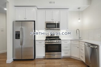 137 Thornton St-Unit -1 in Boston, MA - Building Photo - Building Photo