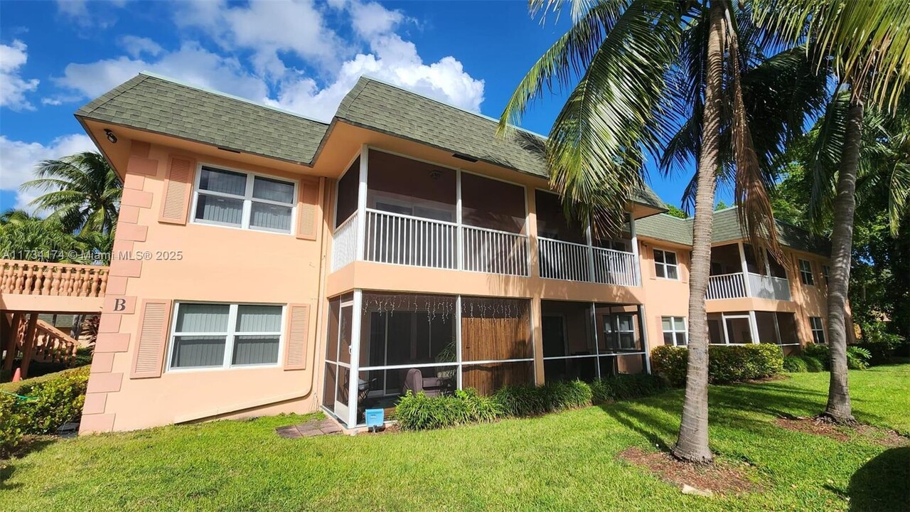 770 SE 2nd Ave in Deerfield Beach, FL - Building Photo