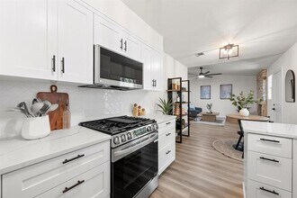 7002 Teaberry Dr in Austin, TX - Building Photo - Building Photo