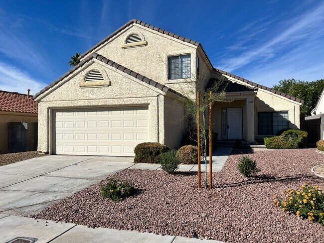 3209 Ventana Hills Dr