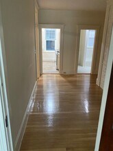 75 Longwood Ave, Unit 1R in Brookline, MA - Foto de edificio - Building Photo