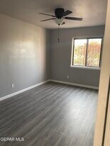10801 Jack Fleck Dr in El Paso, TX - Building Photo