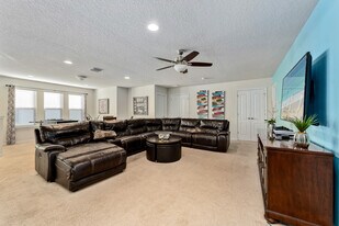 8845 Rhodes St in Kissimmee, FL - Building Photo