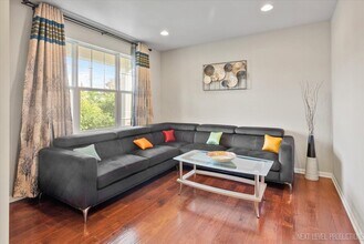 73 W Illinois Ave in Palatine, IL - Building Photo - Building Photo