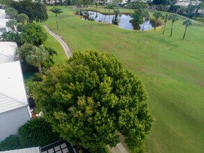 18157 SE Fairview Cir in Jupiter, FL - Building Photo - Building Photo