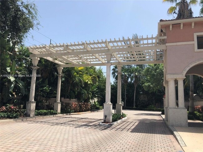 2039 SE 10th Ave, Unit 5035 in Fort Lauderdale, FL - Building Photo - Building Photo