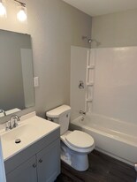 1018 S Blackwill St in Wichita, KS - Building Photo