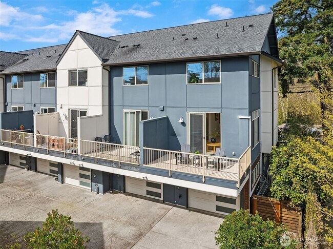 4071 NE 50th St in Seattle, WA - Foto de edificio - Building Photo