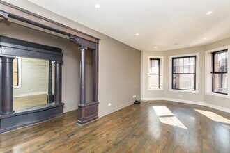 1215 N Wolcott Ave in Chicago, IL - Building Photo - Building Photo