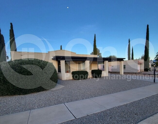905 S La Bellota in Green Valley, AZ - Building Photo - Building Photo