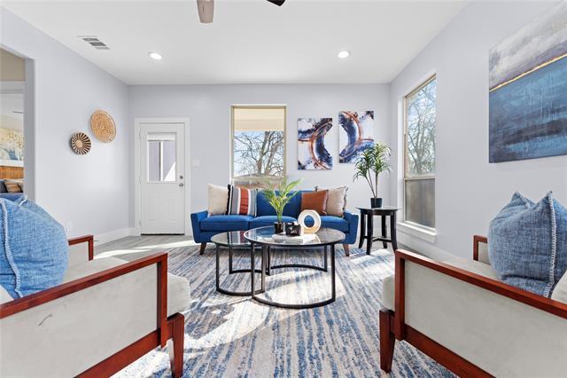 520 E 5th St in Bonham, TX - Building Photo - Building Photo