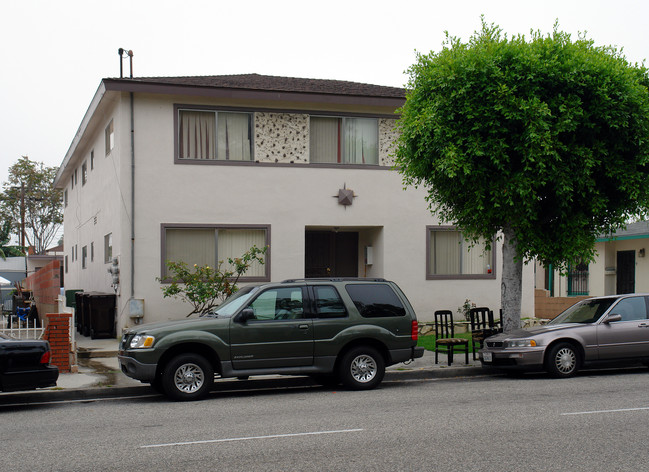 12210 Birch Ave in Hawthorne, CA - Building Photo - Building Photo