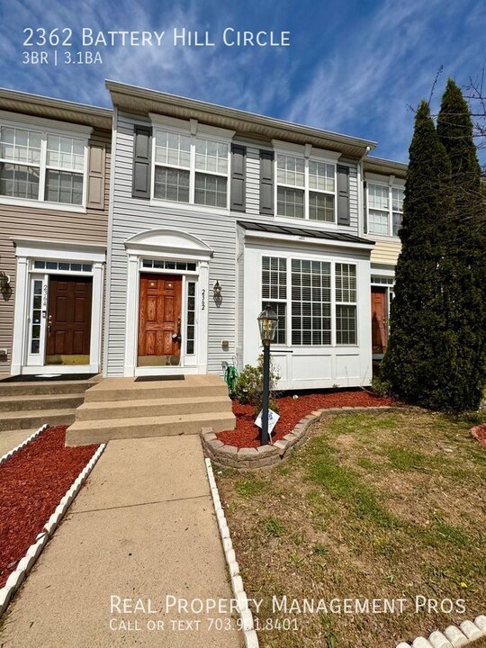 2362 Battery Hill Cir in Woodbridge, VA - Building Photo