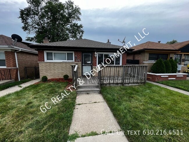 property at 12136 S Bishop St