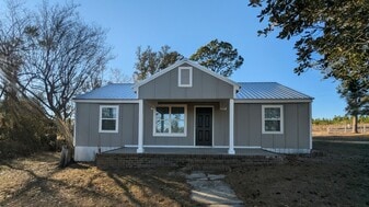 7574 US-1 in Lyons, GA - Building Photo