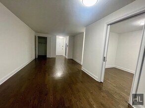 East 82nd Street, Unit 15D in New York, NY - Building Photo - Building Photo