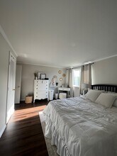 701 Edgecliff St, Unit 1 in Covington, KY - Foto de edificio - Building Photo