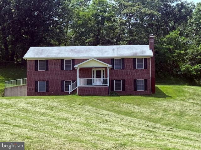 1205 Elm St in Front Royal, VA - Building Photo - Building Photo
