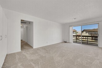 2373 Wooster Cir in Las Vegas, NV - Building Photo - Building Photo