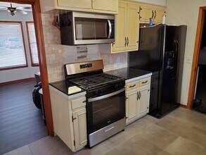 2819 N Lincoln St in Stillwater, OK - Building Photo - Building Photo