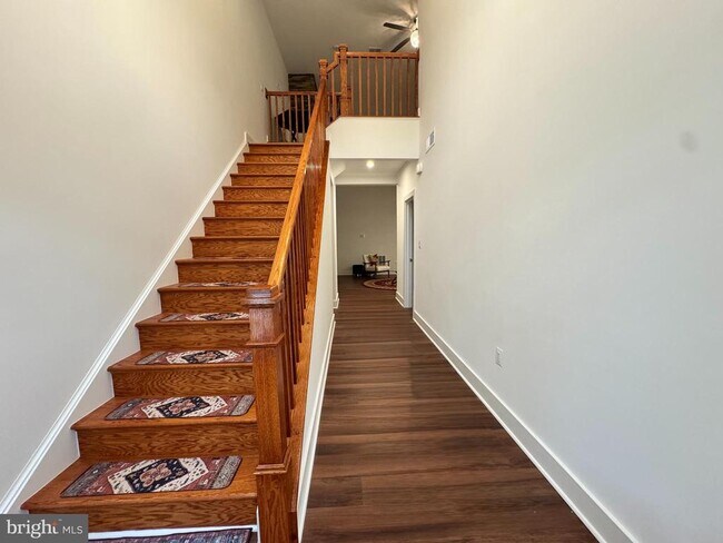 8708 Southrun Ct in Lorton, VA - Building Photo - Building Photo