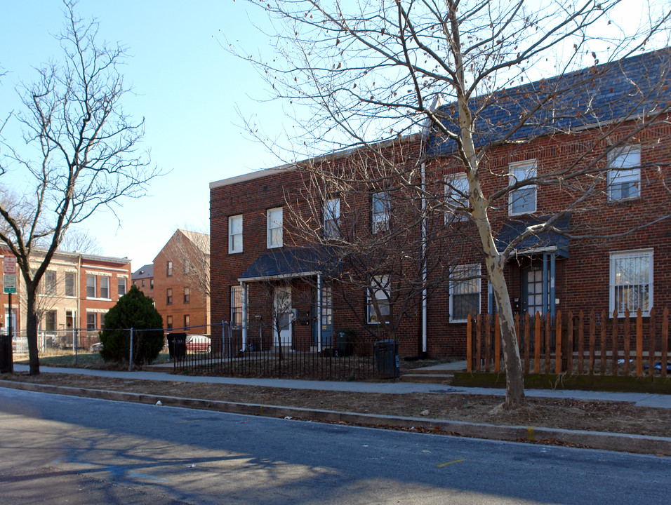 102-112 O St SW in Washington, DC - Building Photo