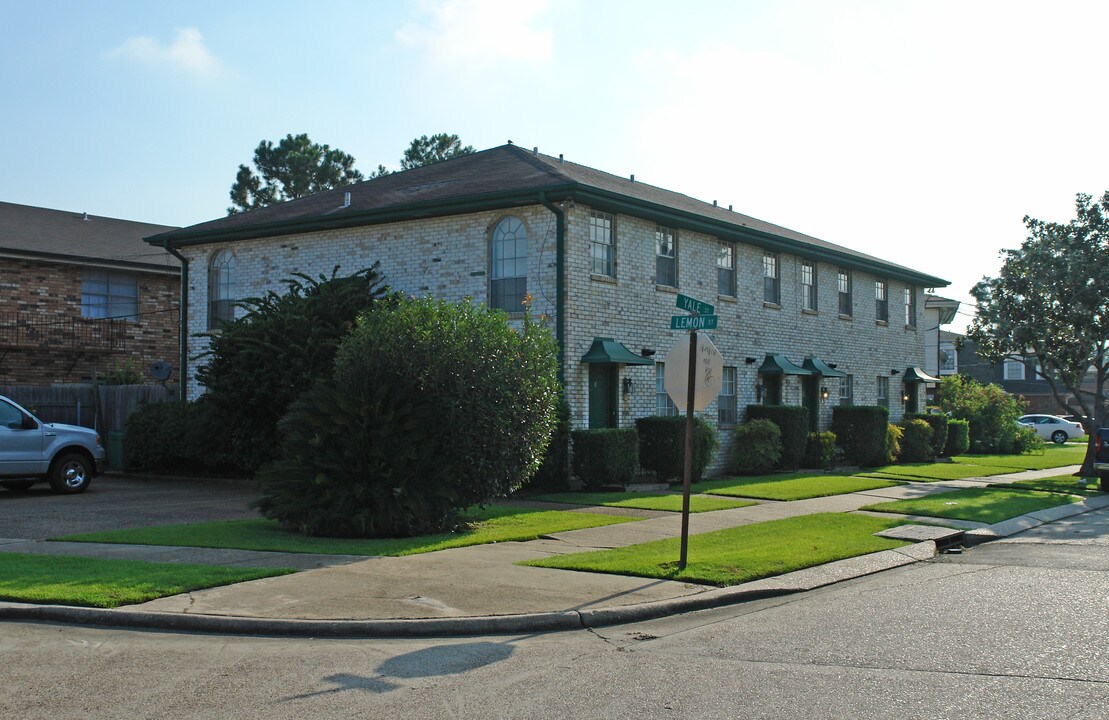 4845 Yale St in Metairie, LA - Building Photo