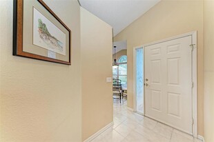 4936 Linsey Ct in Sarasota, FL - Foto de edificio - Building Photo