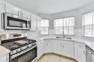 11111 Wheatridge Dr in Houston, TX - Building Photo - Building Photo