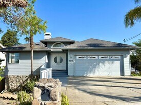 3070 Chronicle Ave in Hayward, CA - Building Photo
