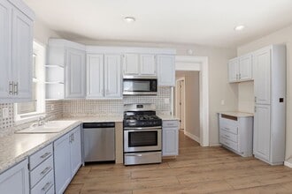 1125 S 7th St in Manitowoc, WI - Building Photo - Building Photo