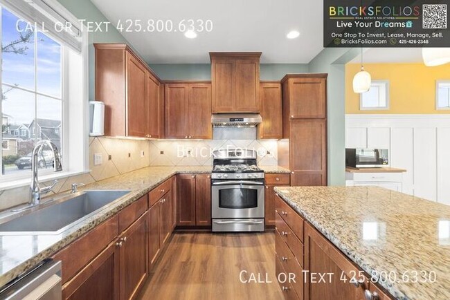 18304-18336 36 Ave SE in Bothell, WA - Building Photo - Building Photo