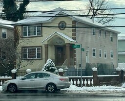 232-04 147th Ave in Queens, NY - Building Photo