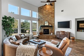 174 Jayne Cove in Austin, TX - Building Photo - Building Photo