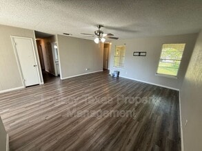 1507 McAnear St in Cleburne, TX - Building Photo - Building Photo