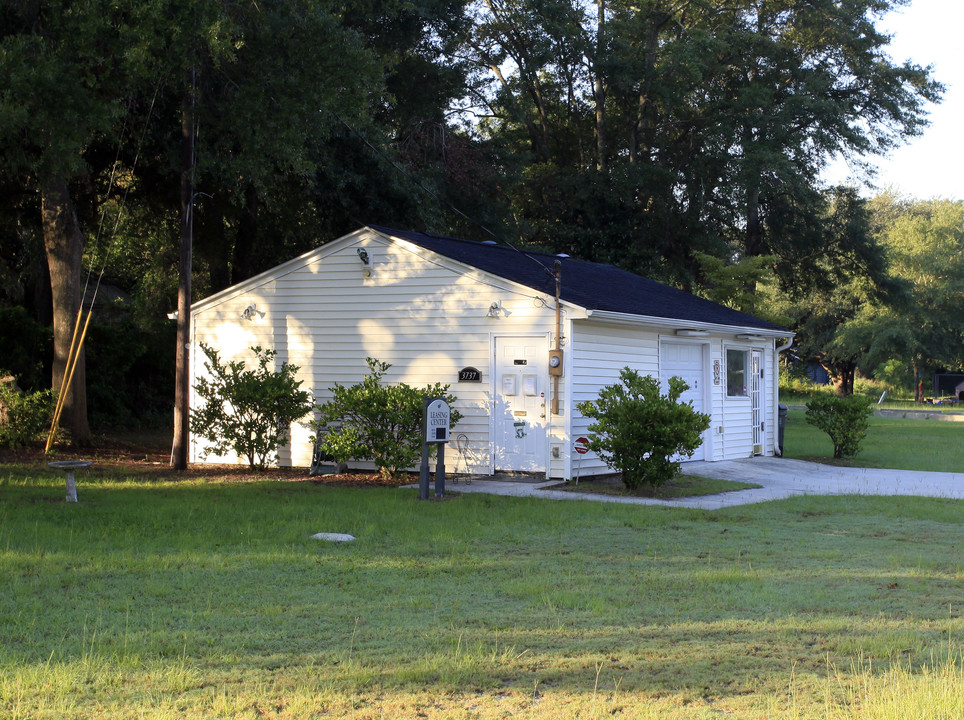 3751 Meeting Street Rd in North Charleston, SC - Building Photo