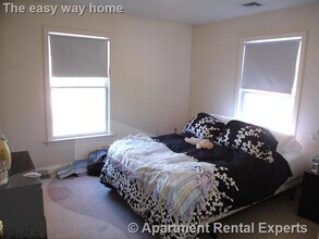 11 Kent Ct in Somerville, MA - Building Photo - Building Photo