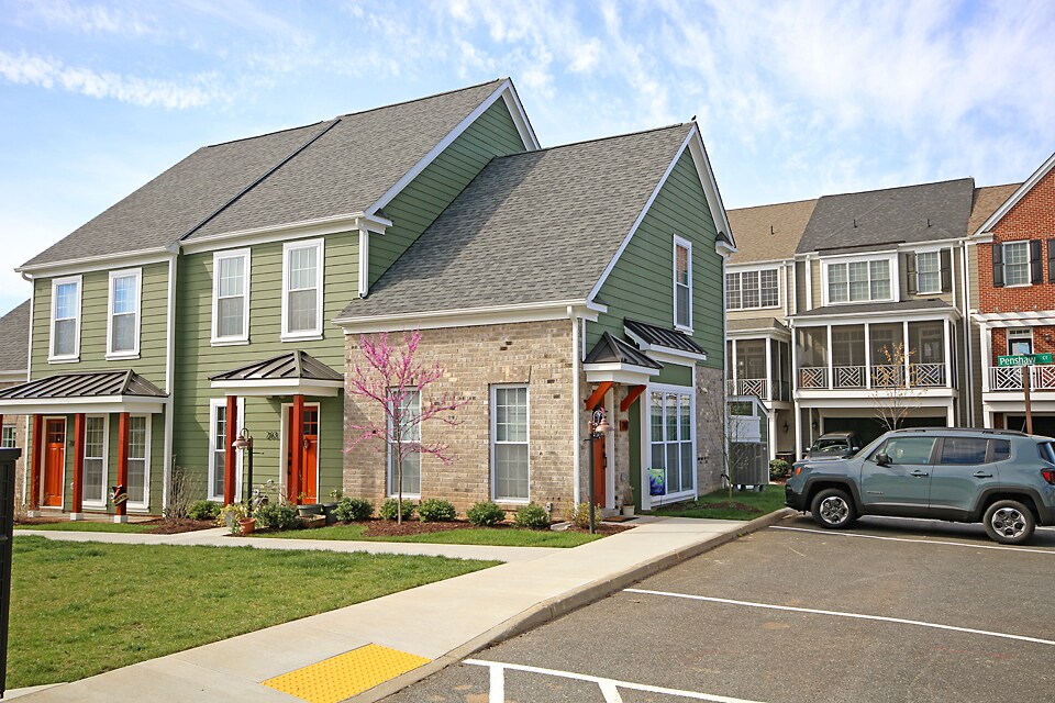 261 Penshaw Ct in Crozet, VA - Building Photo