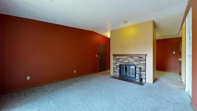 property at 2900 Ontario Ln